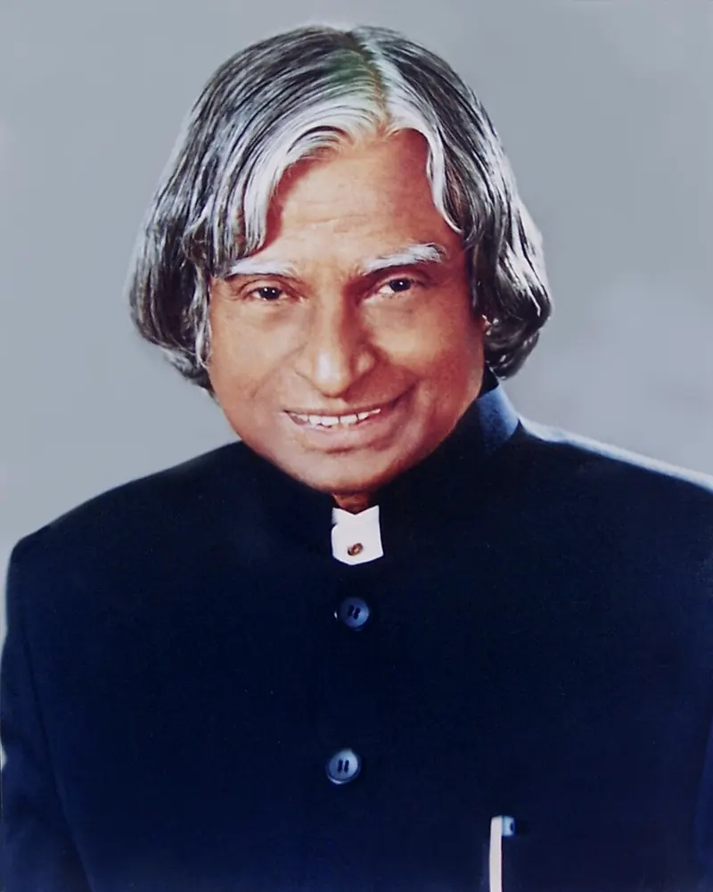 A. P. J. Abdul Kalam becomes President of India