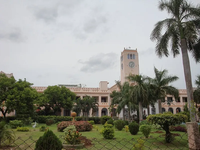 Annamalai University founded