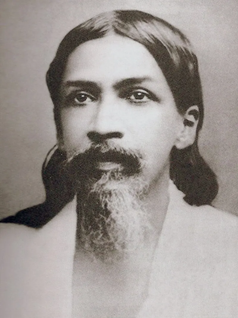 Sri Aurobindo settles in Pondicherry