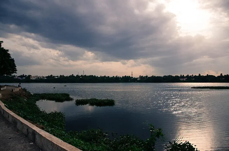 Chengalpattu district split into Kanchipuram and Tiruvallur