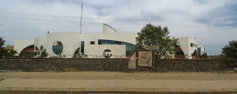 SPIC Science Foundation founds the school that became Chennai Mathematical Institute