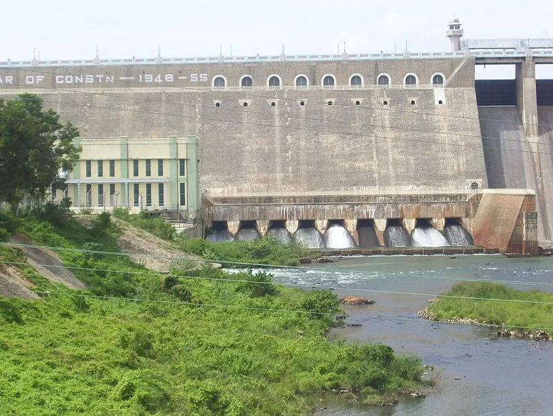 Lower Bhavani (Bhavanisagar) Dam completed