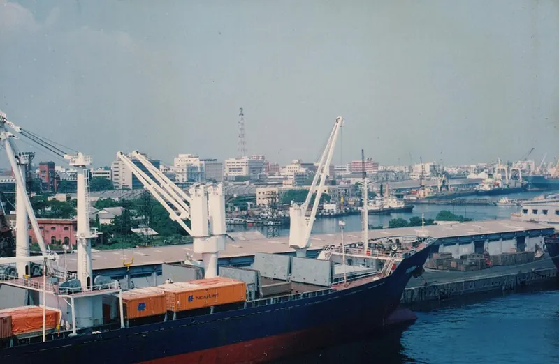 Madras Harbour begins operations
