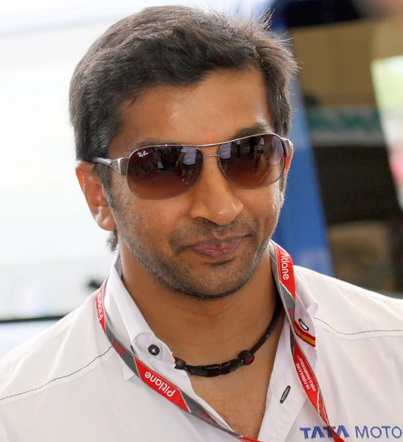 Narain Karthikeyan becomes India's first Formula One driver